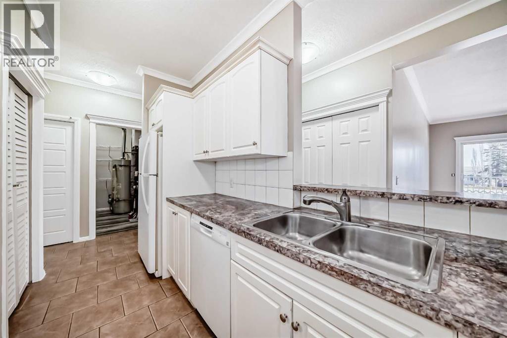 205, 7 Lineham Avenue