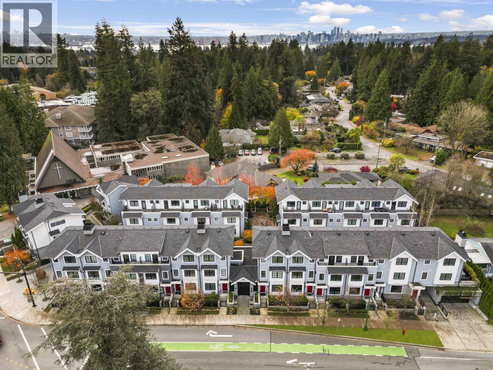 5 1133 RIDGEWOOD DRIVE