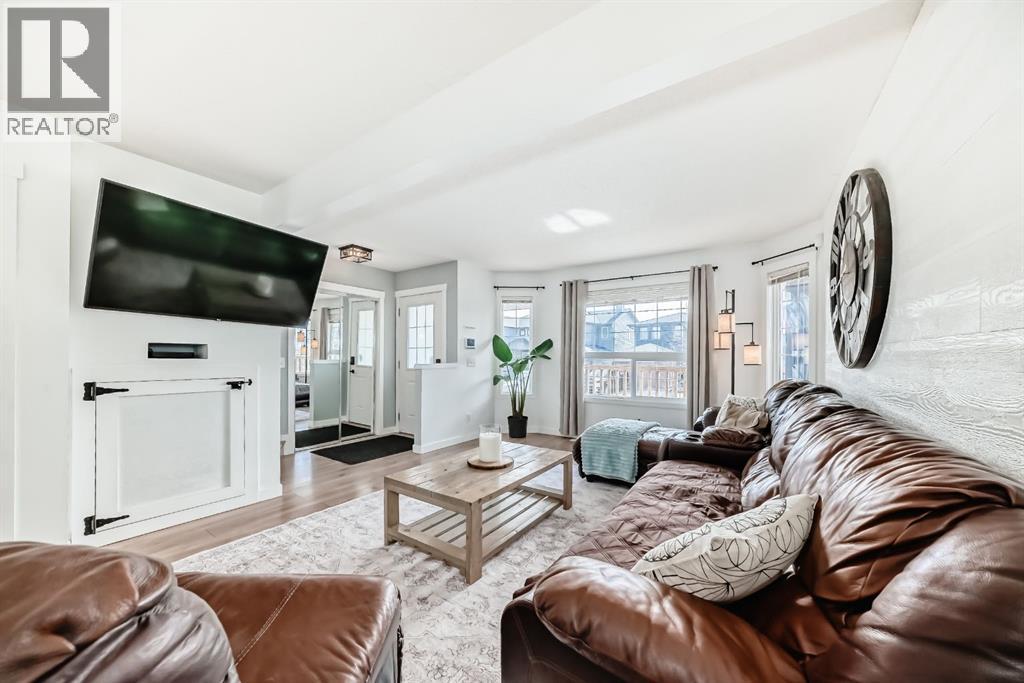 93 Evansford Circle NW