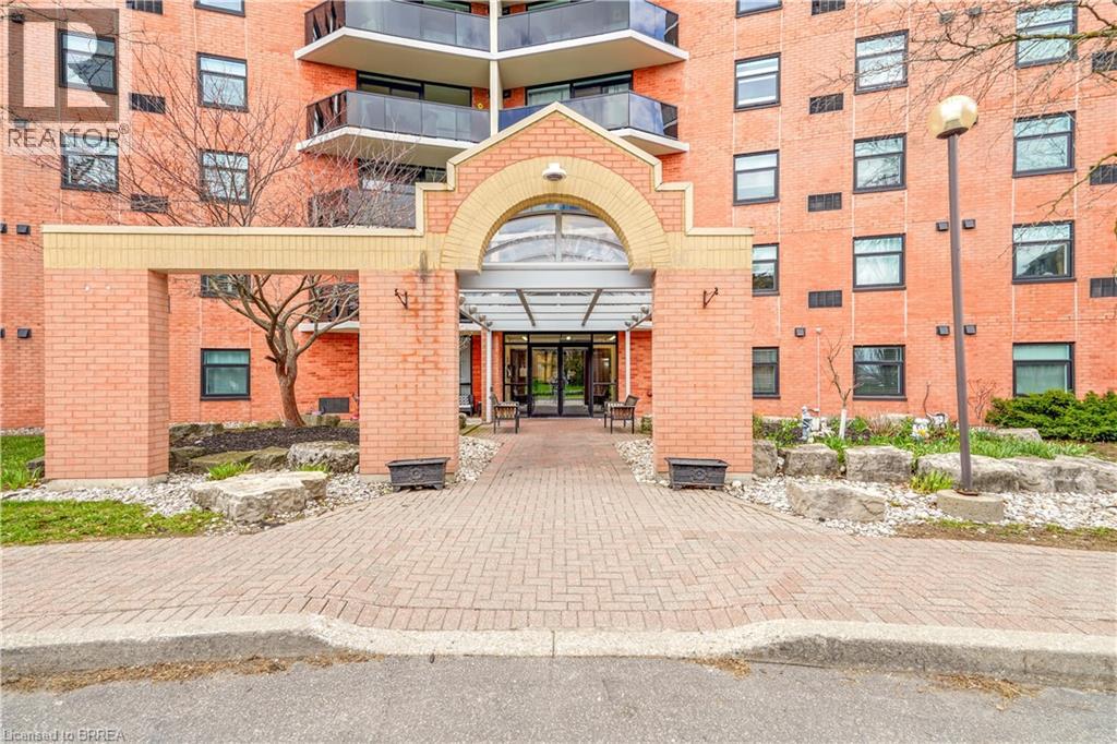 9 BONHEUR Court Unit# 207