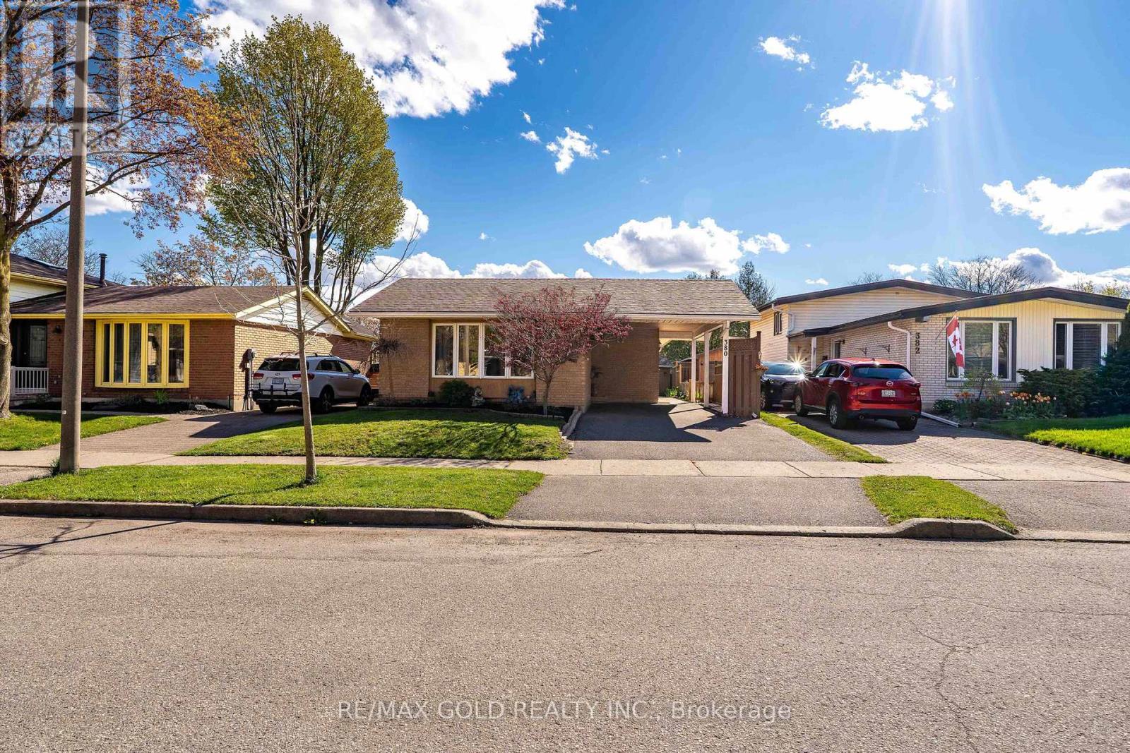 380 GRANGEWOOD DRIVE W