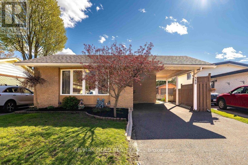 380 GRANGEWOOD DRIVE W