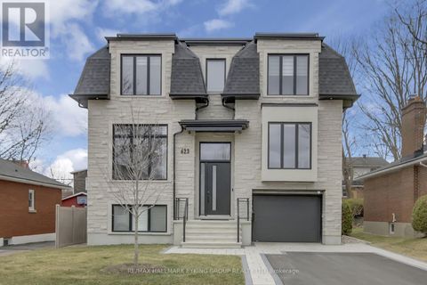 623 ROWANWOOD AVENUE Ottawa ON K2A3E3