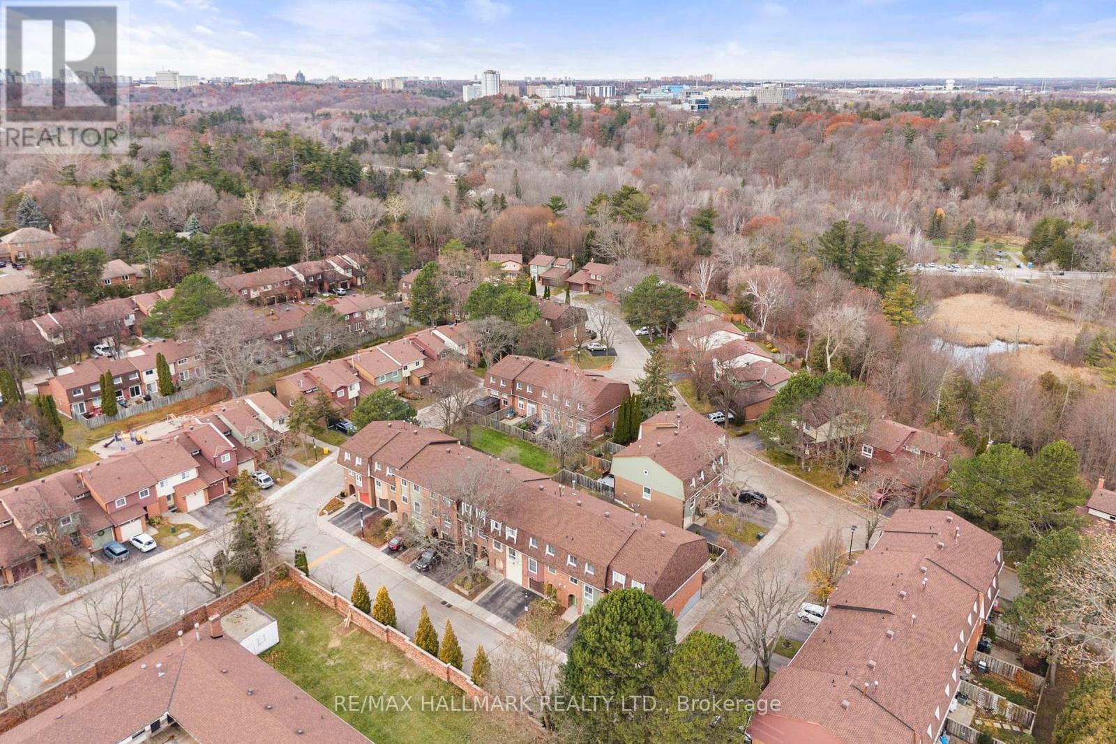 98 - 4662 KINGSTON ROAD