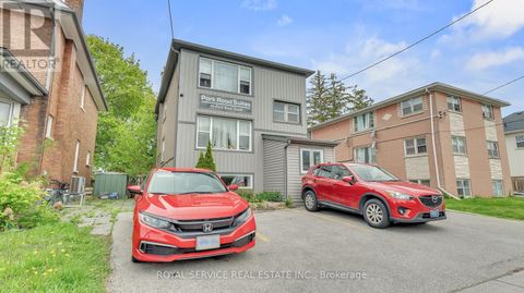 86 PARK ROAD S Oshawa (Vanier) ON L1J4G9