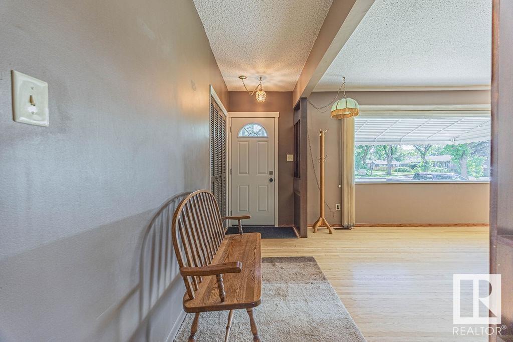 5116 118 AV NW