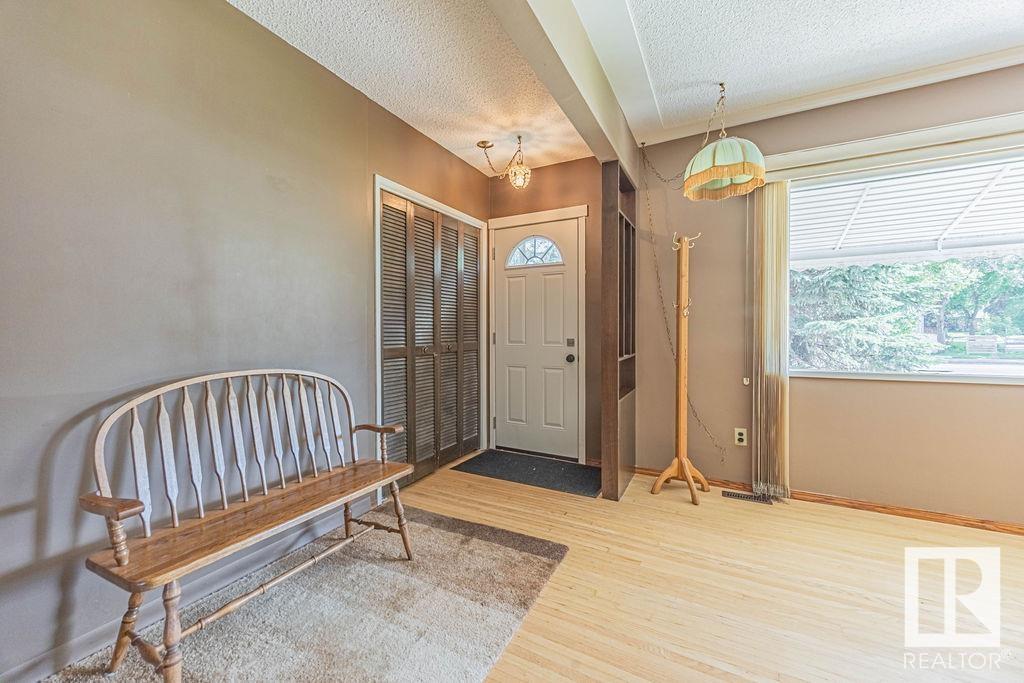 5116 118 AV NW