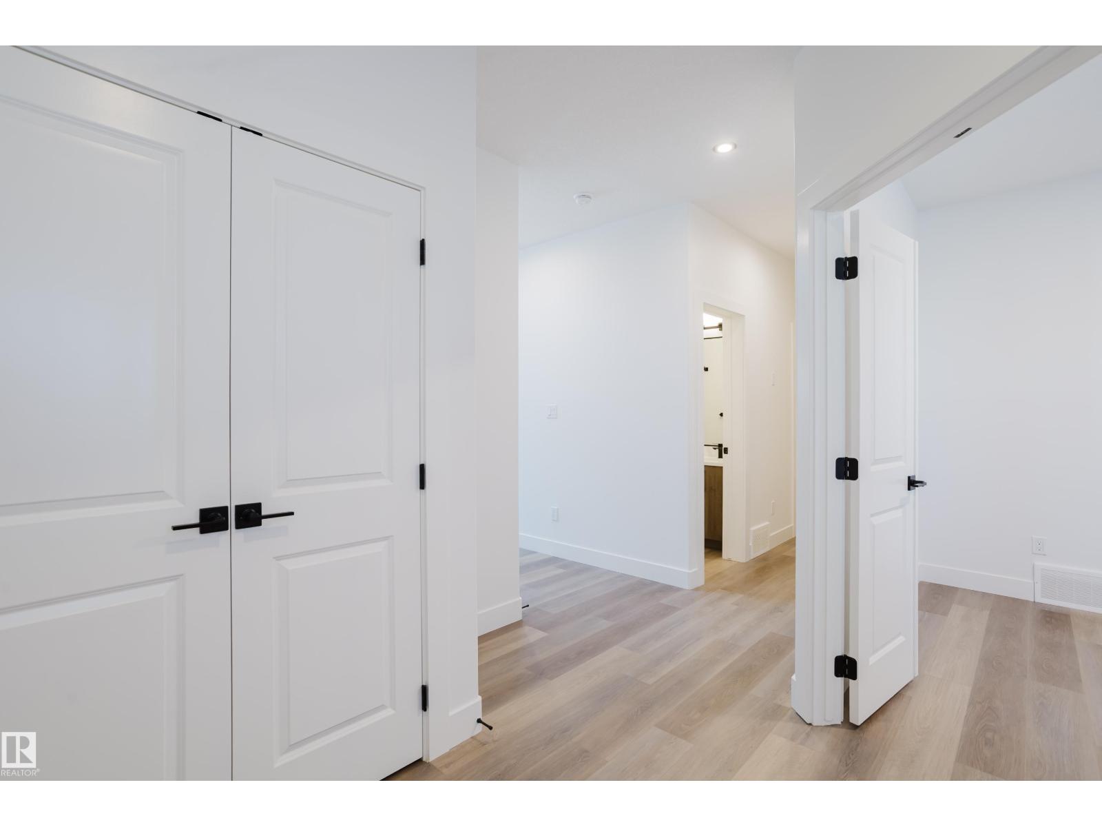 805 ELDERBERRY CO NW