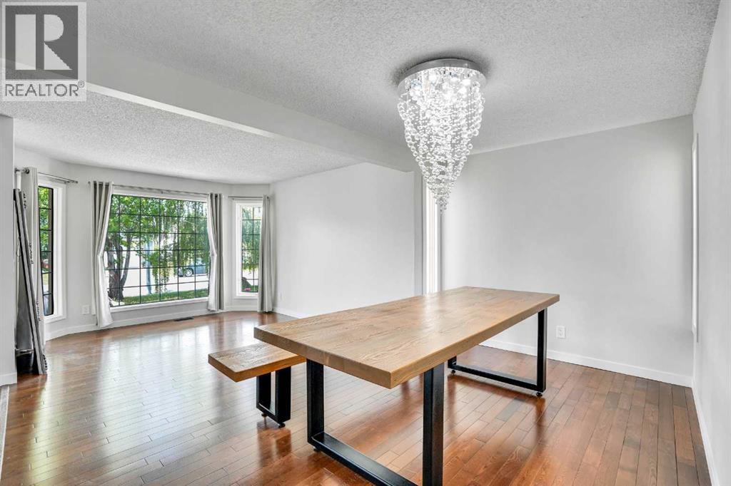 73 Riverview Close SE