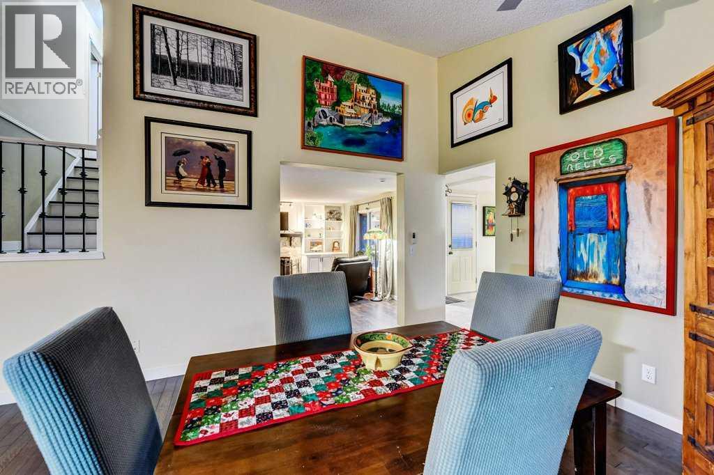 28 HAWKTREE Circle NW