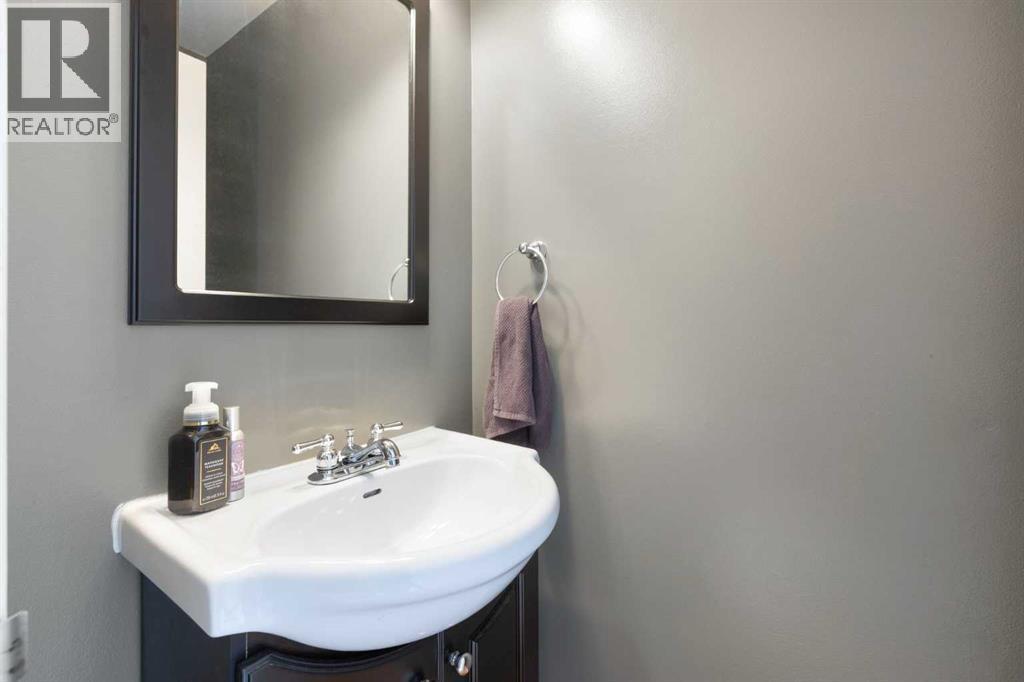 426 Brae Glen Crescent SW