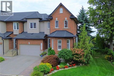 97 SUNVALE Place Unit# 5 Stoney Creek ON L8E4Z7