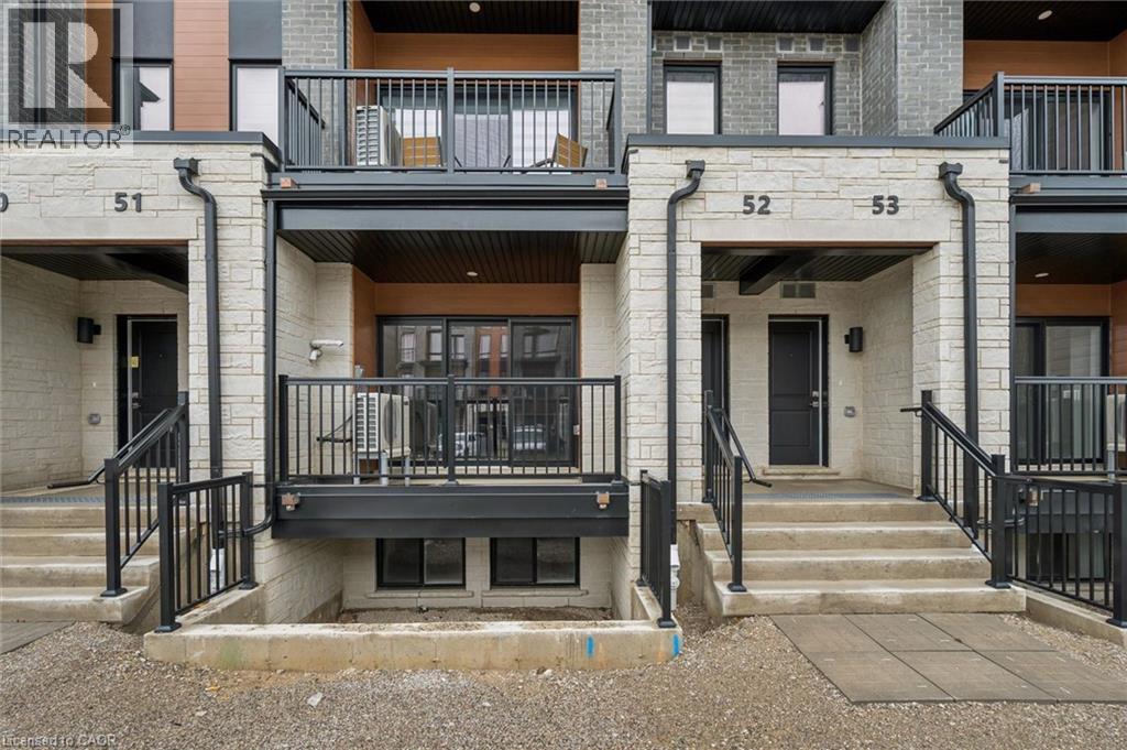 525 ERINBROOK Drive Unit# C052
