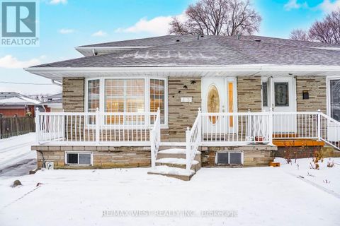43 DUNSANY CRESCENT Toronto (Willowridge-Martingrove-Richview) ON M9R3W7