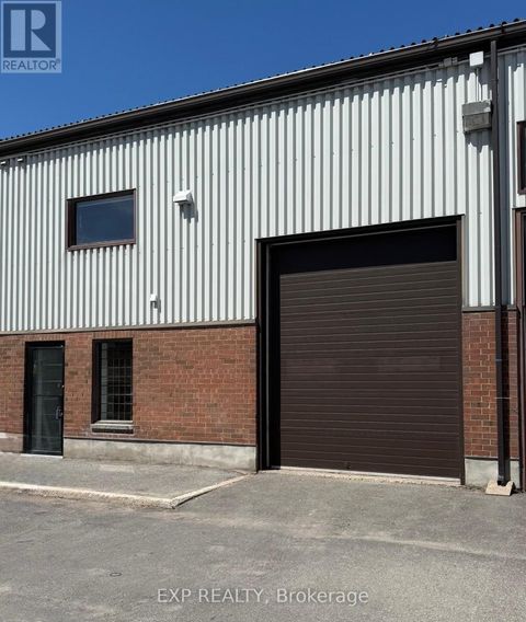 3 - 1541 STARTOP ROAD Ottawa ON K1B5P2