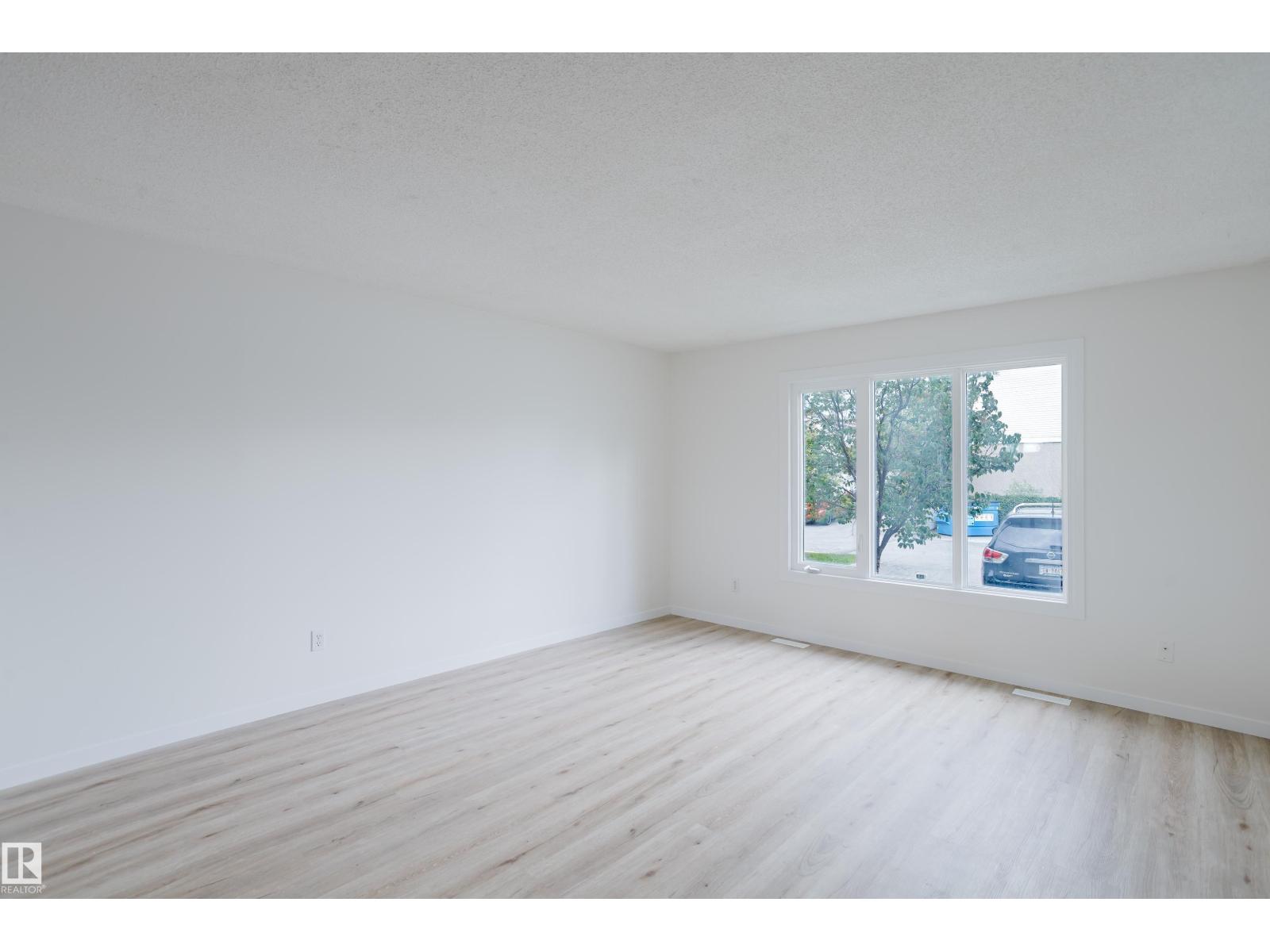 16475 115 ST NW