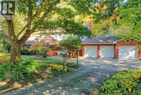 1296 CUMNOCK Crescent Oakville ON L6J2N7