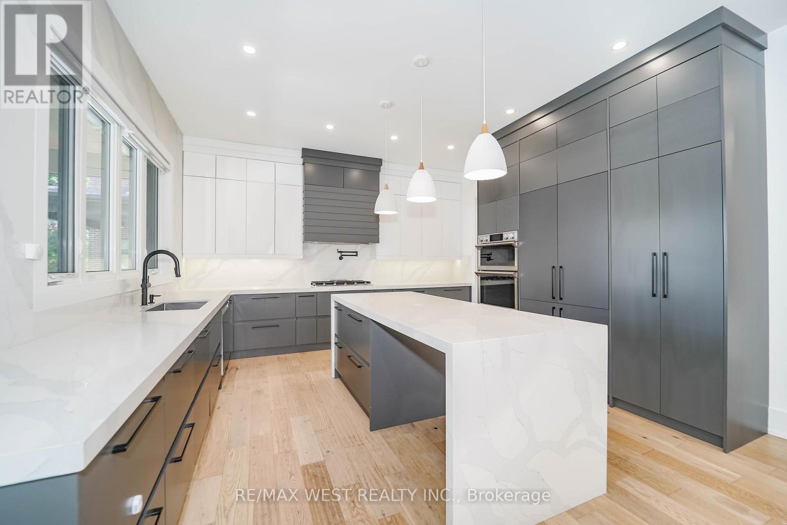 407 COCHRANE STREET