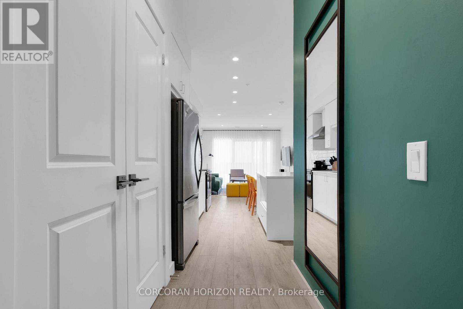 605 - 15 GLEBE STREET