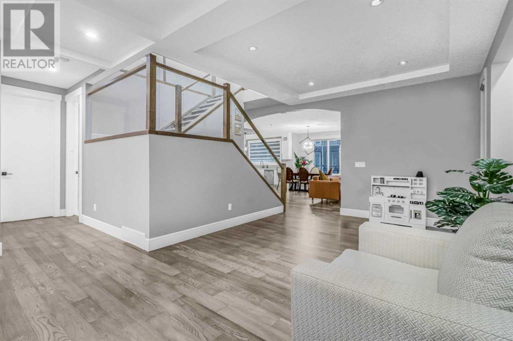 247 Kinniburgh Place