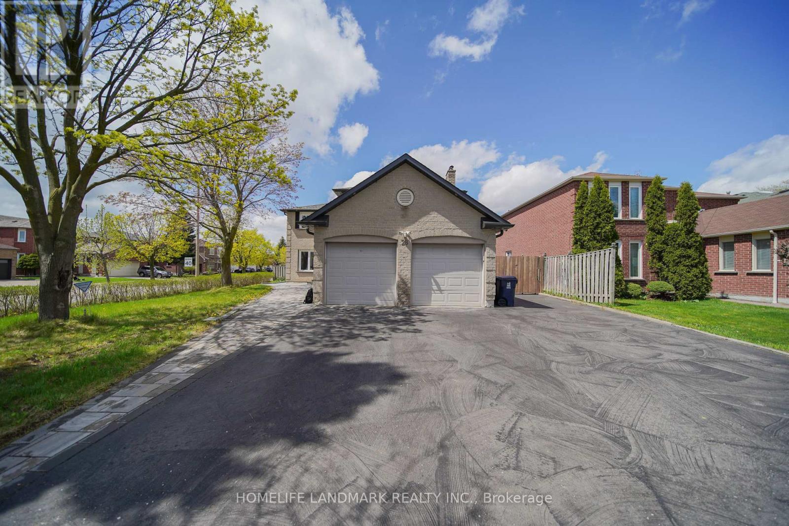 28 EAGLEDANCE DRIVE
