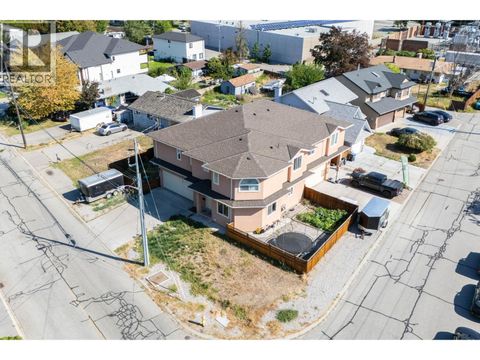 297 WATERFORD Avenue Unit# 102 Penticton BC V2A6J4