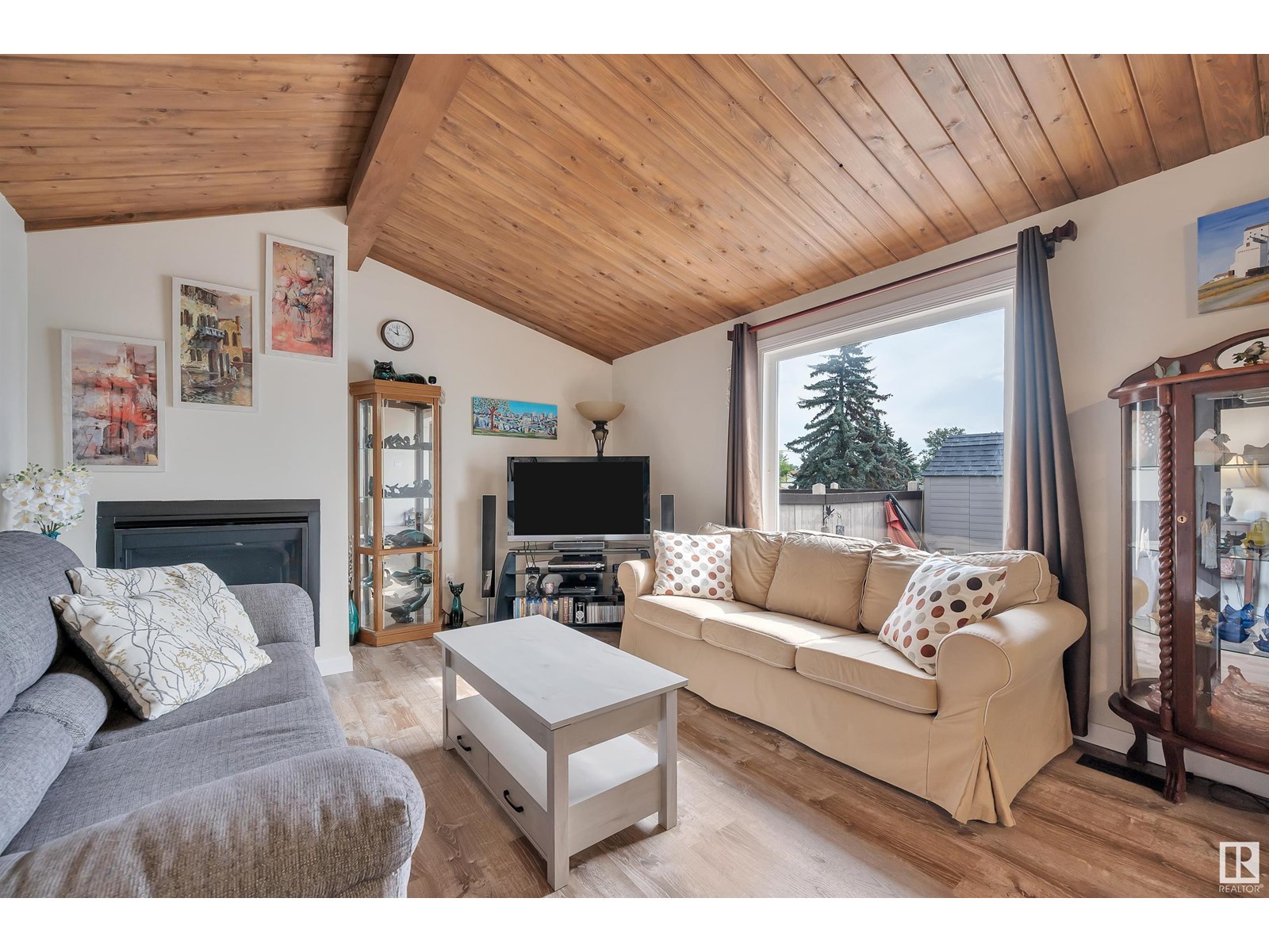 #214 214 Marlborough PL NW