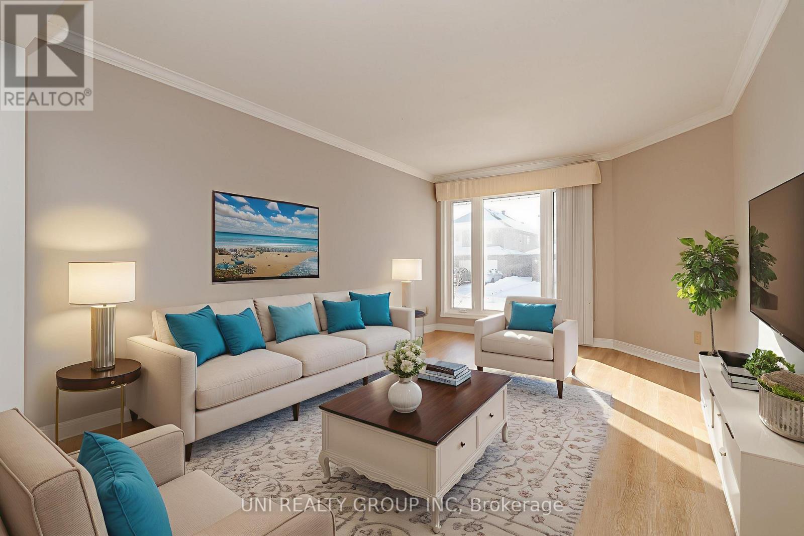 5 DALECROFT CRESCENT