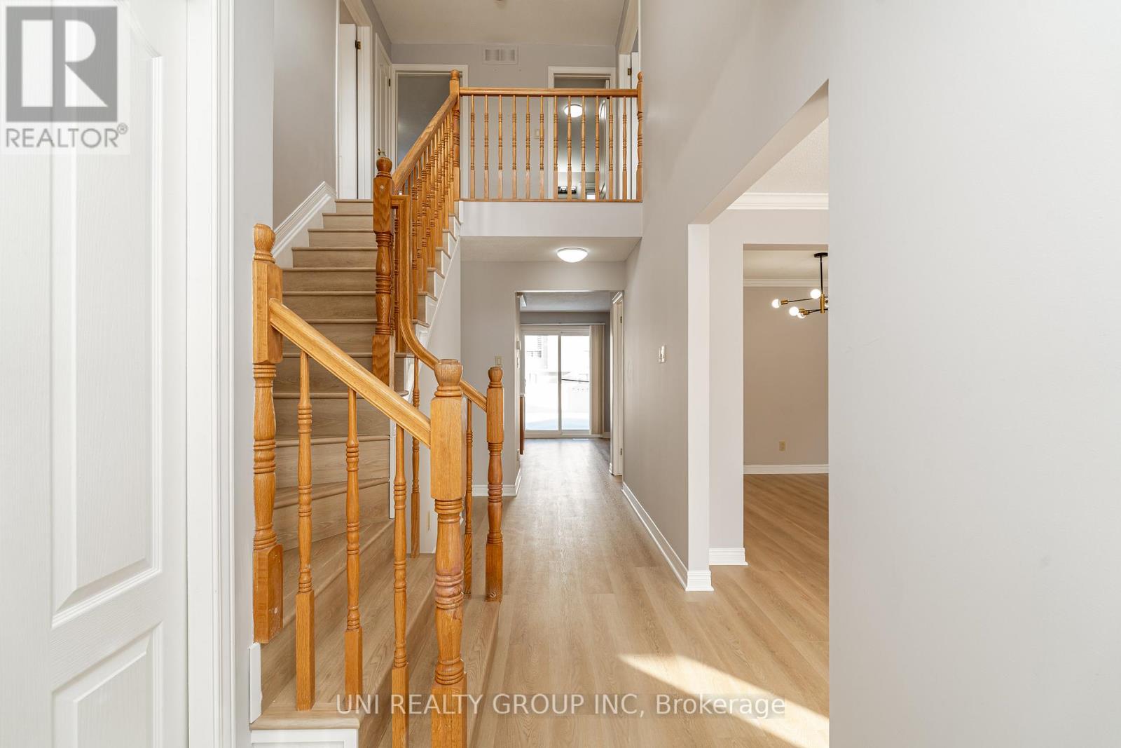 5 DALECROFT CRESCENT