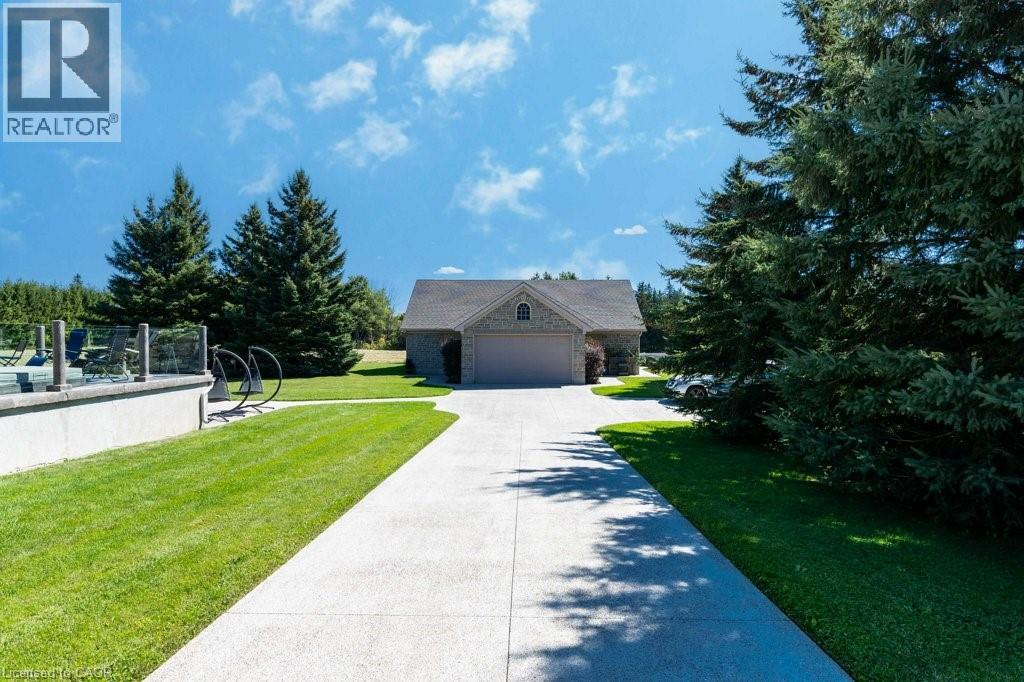 1825 MOSER-YOUNG Road