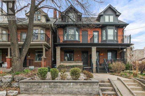 40 STRATHCONA AVENUE Toronto (North Riverdale) ON M4K1K7