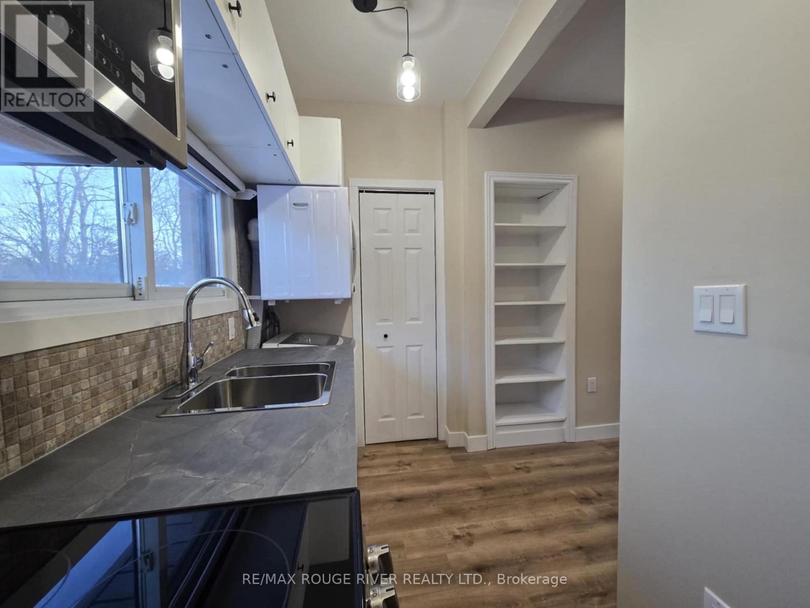 2 - 371 PERCY BOOM ROAD