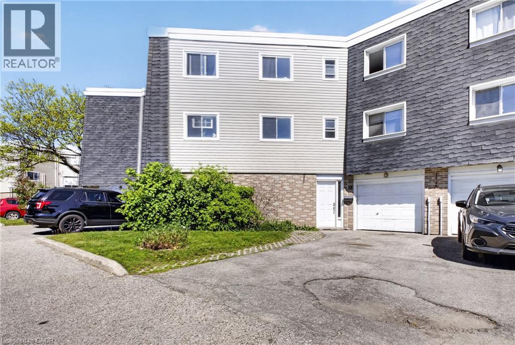 60 ELMSDALE Drive Unit# 37