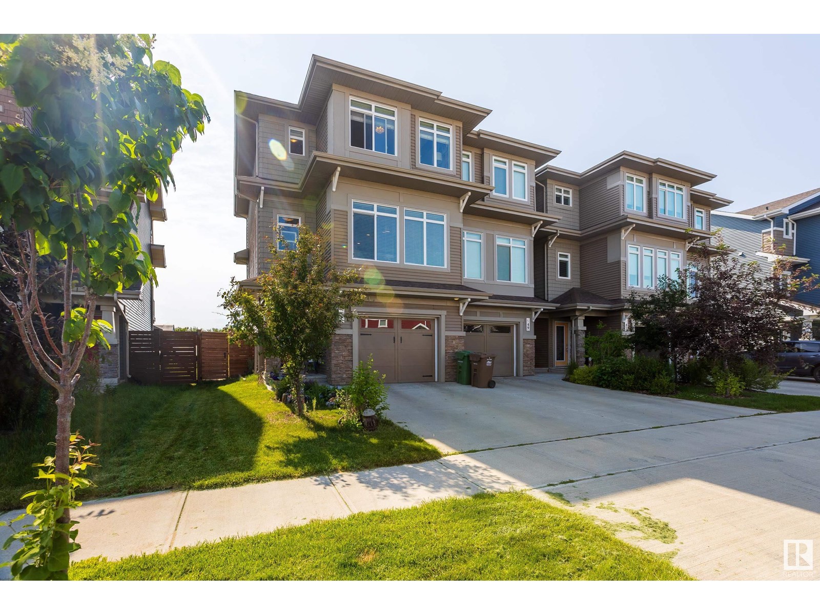 51 JOYAL WY