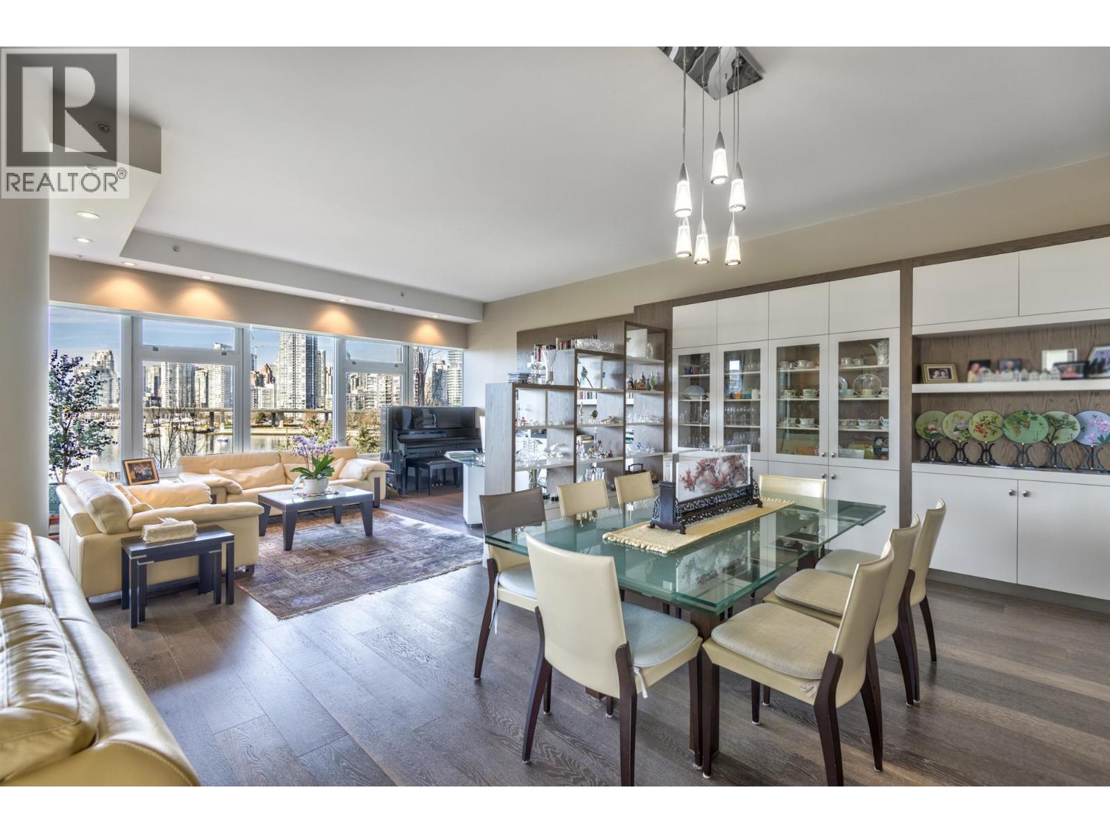 504 181 ATHLETES WAY