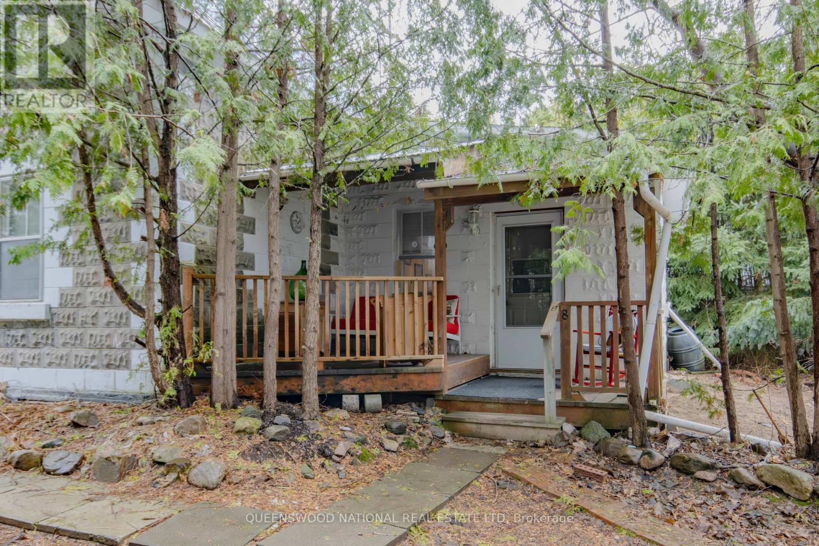 8 RYAN STREET
