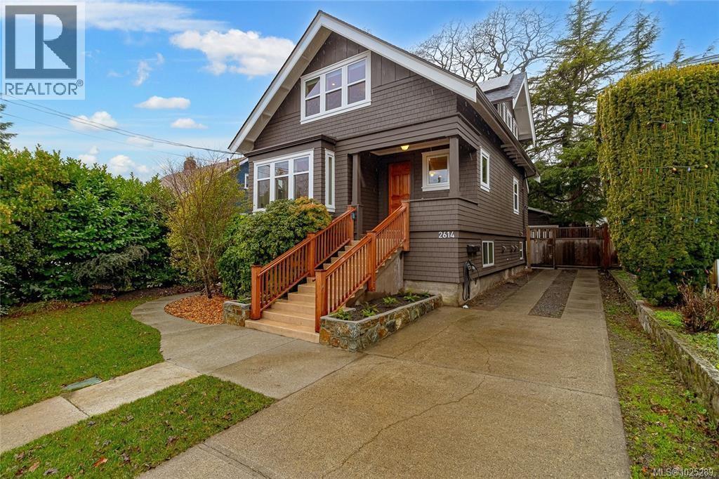 2614 Avebury Ave