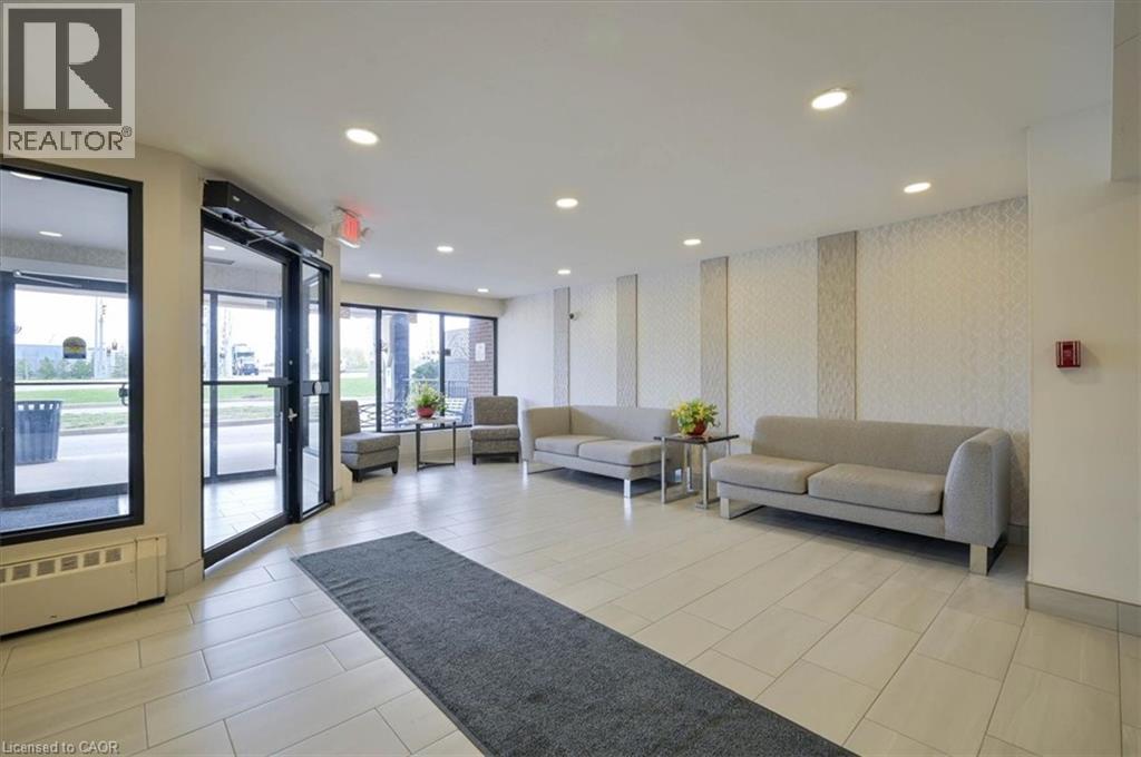 1100 COURTLAND Avenue E Unit# 407