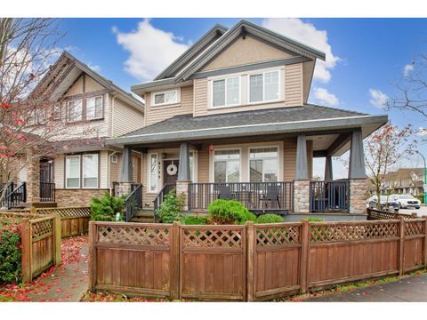 6799 192 STREET Surrey BC V4N6A3