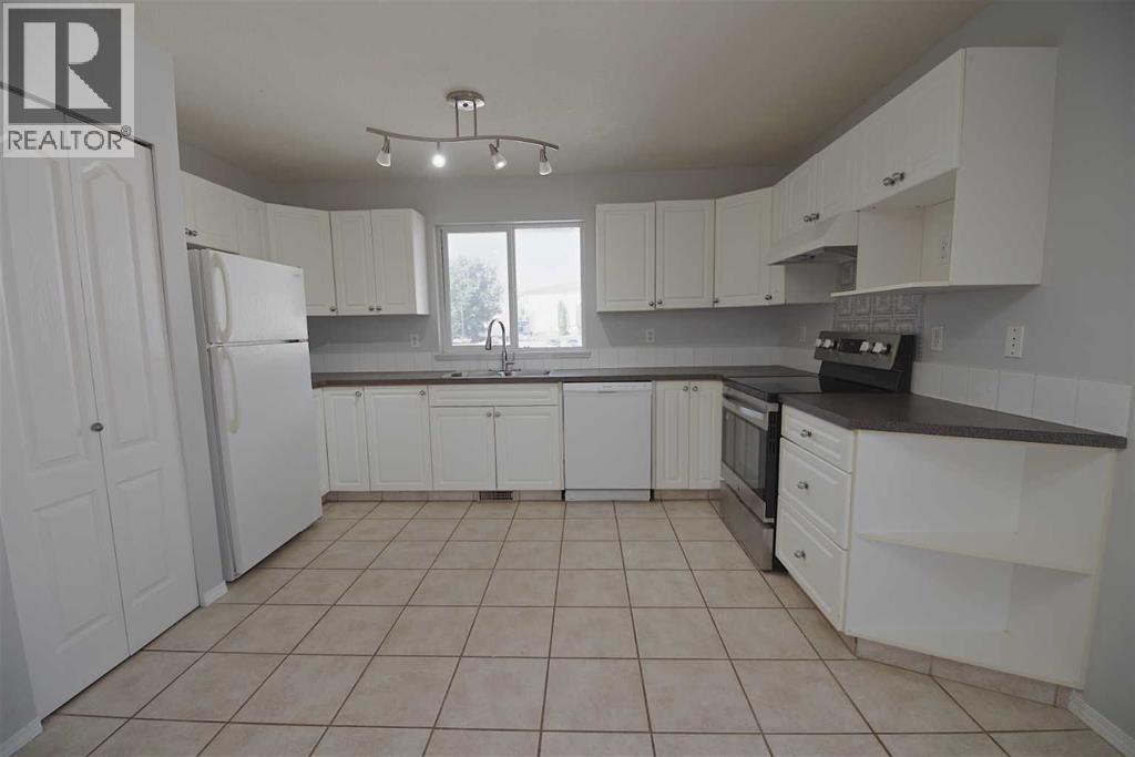 156 Jerry Potts Boulevard W