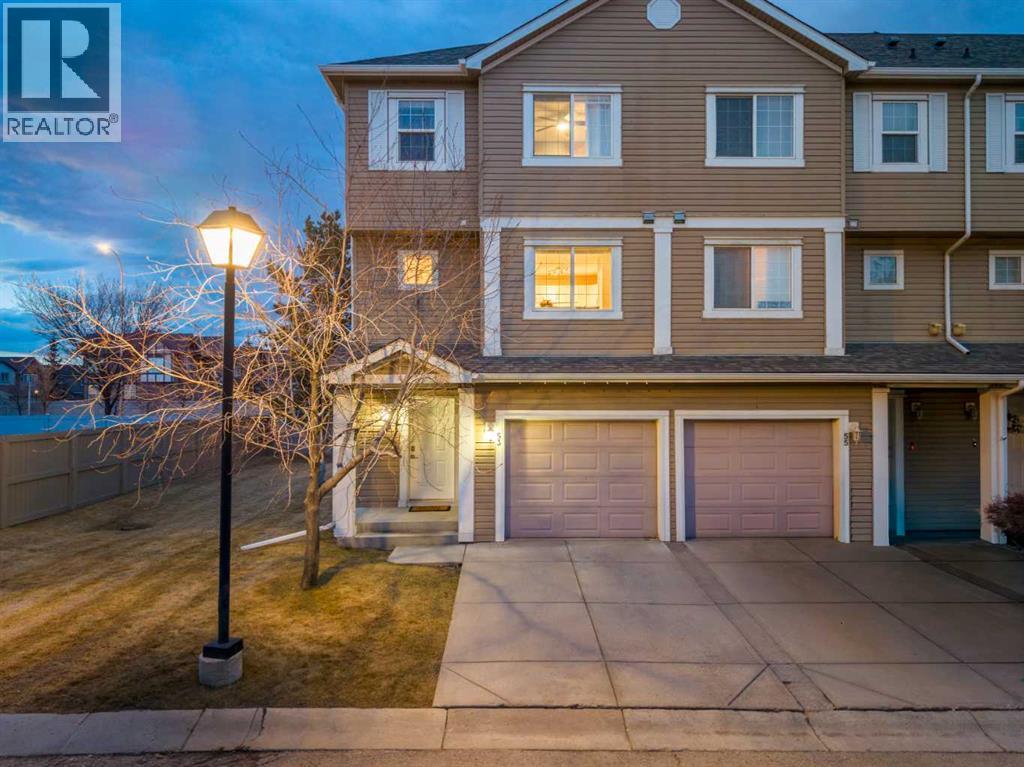 53 Copperfield Court SE