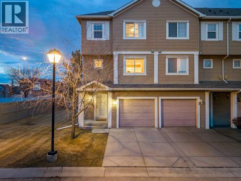 53 Copperfield Court SE Calgary AB T2Z4Z3
