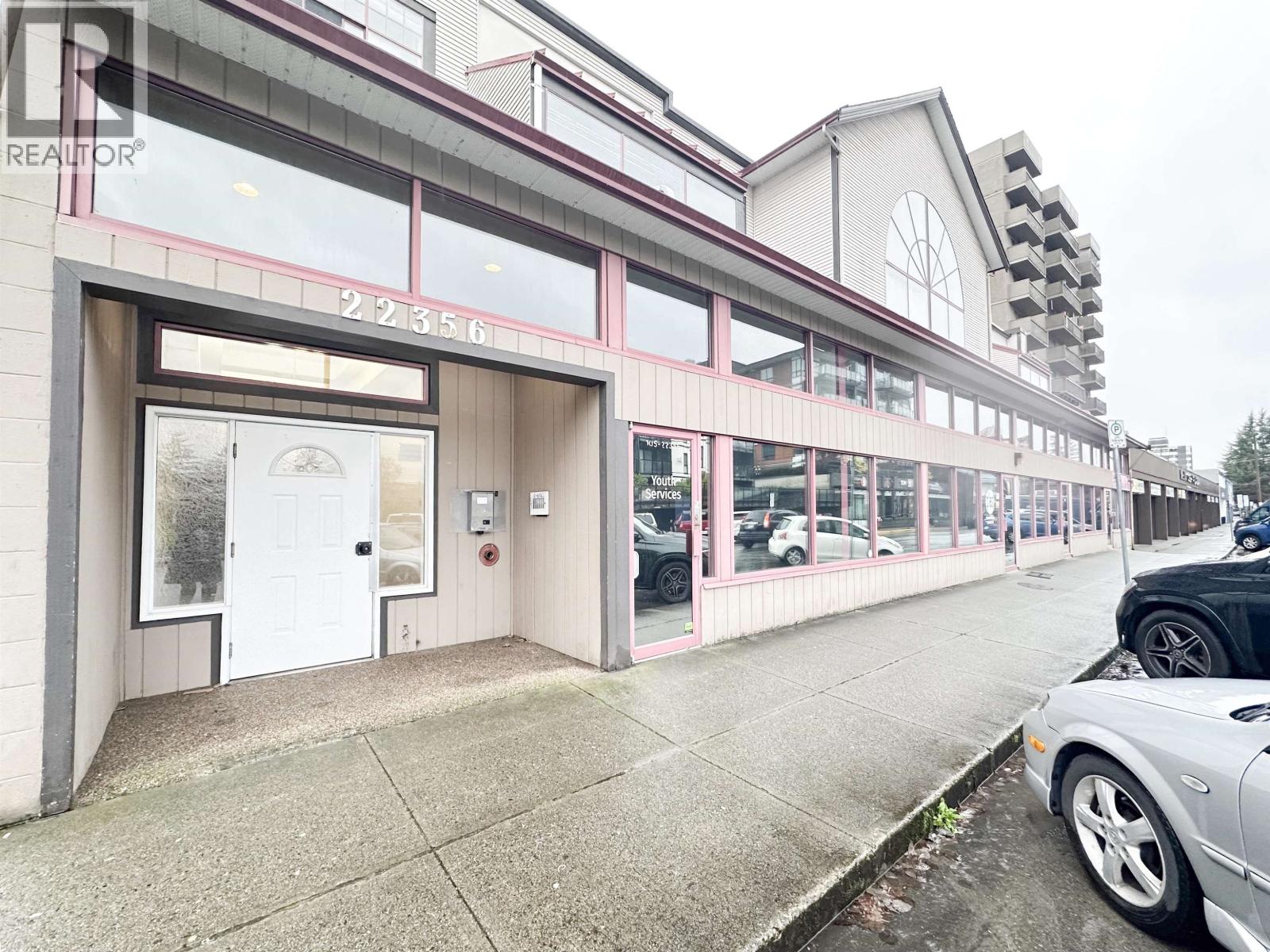 211 22356 MCINTOSH AVENUE