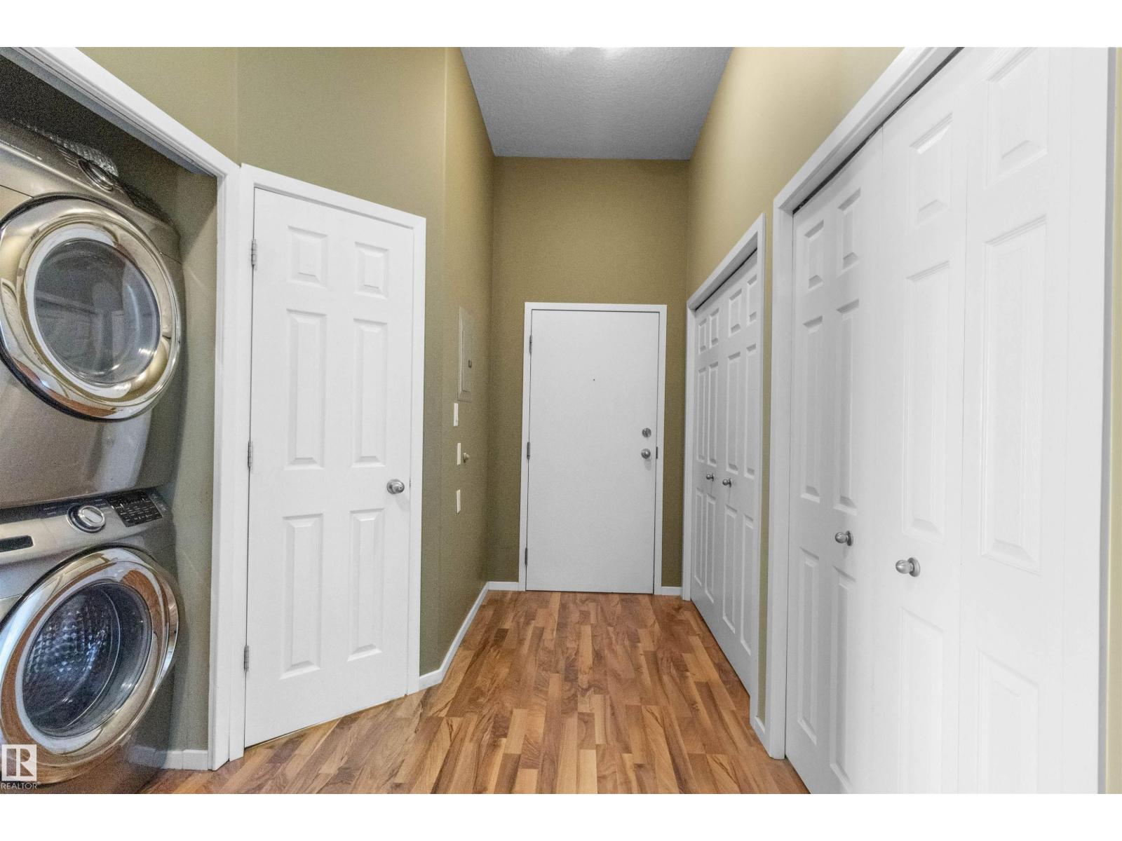 #202 10905 109 ST NW