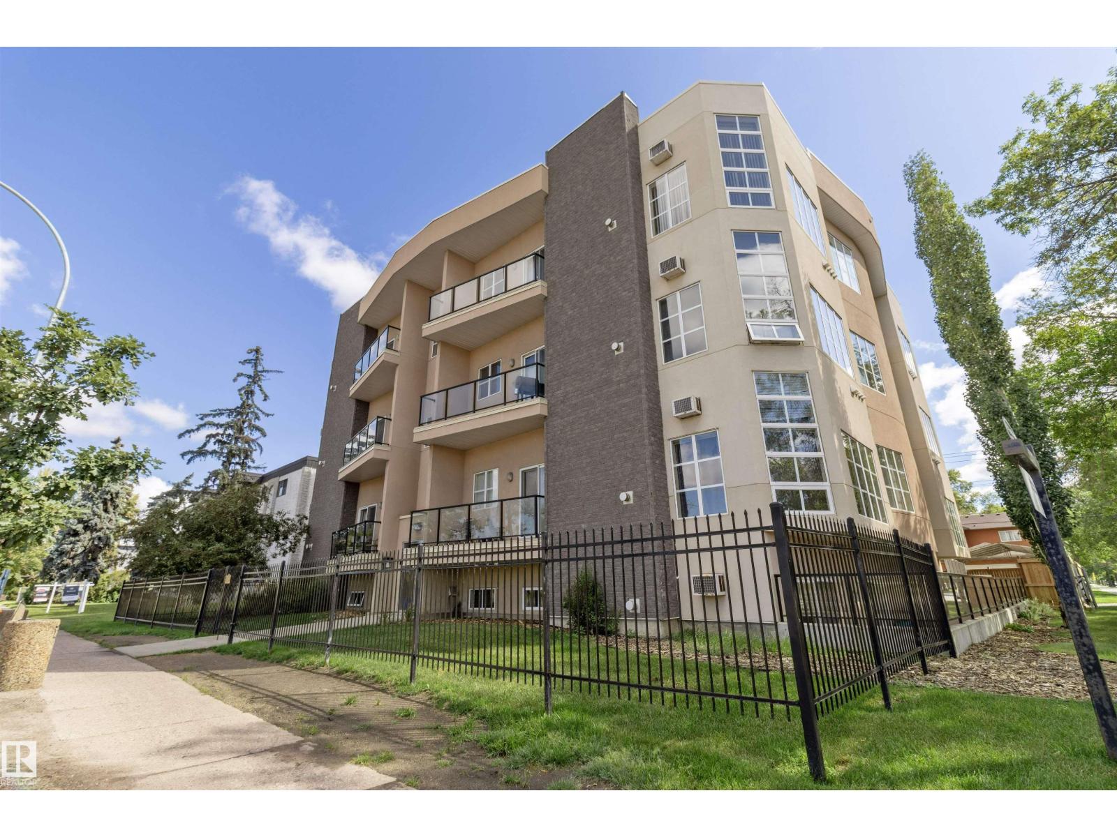 #202 10905 109 ST NW