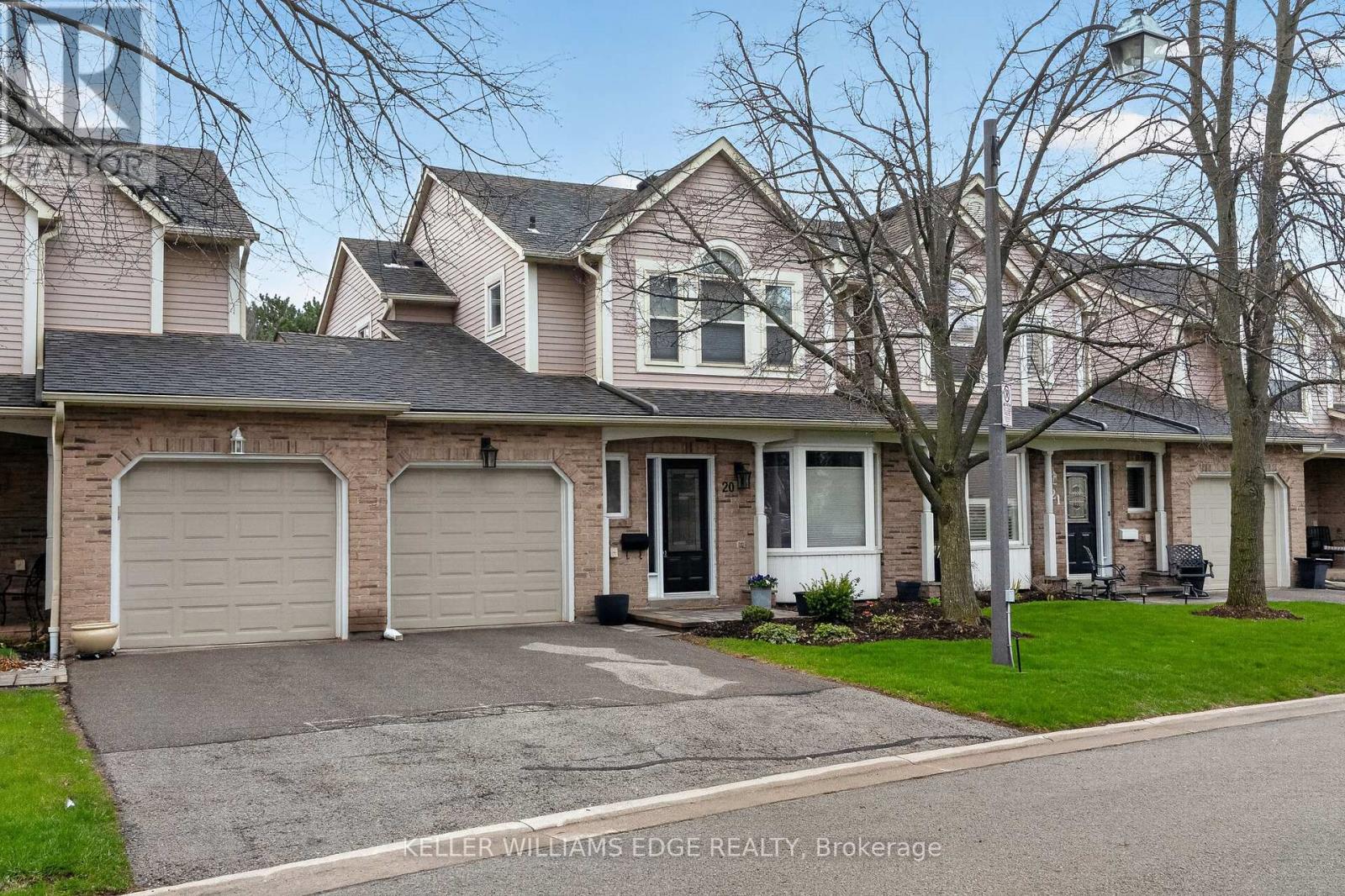 20 - 5255 LAKESHORE ROAD