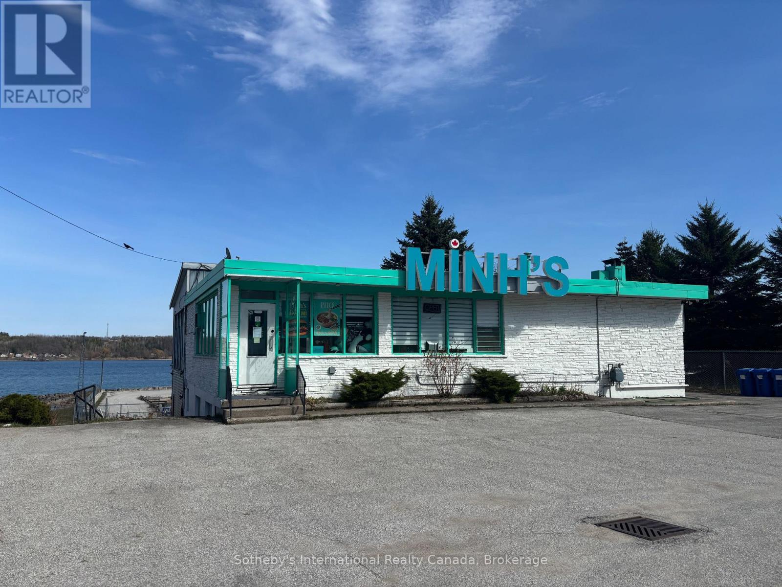 2501 3RD AVENUE W