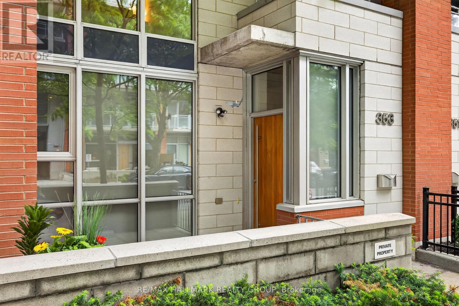 353 MCLEOD STREET