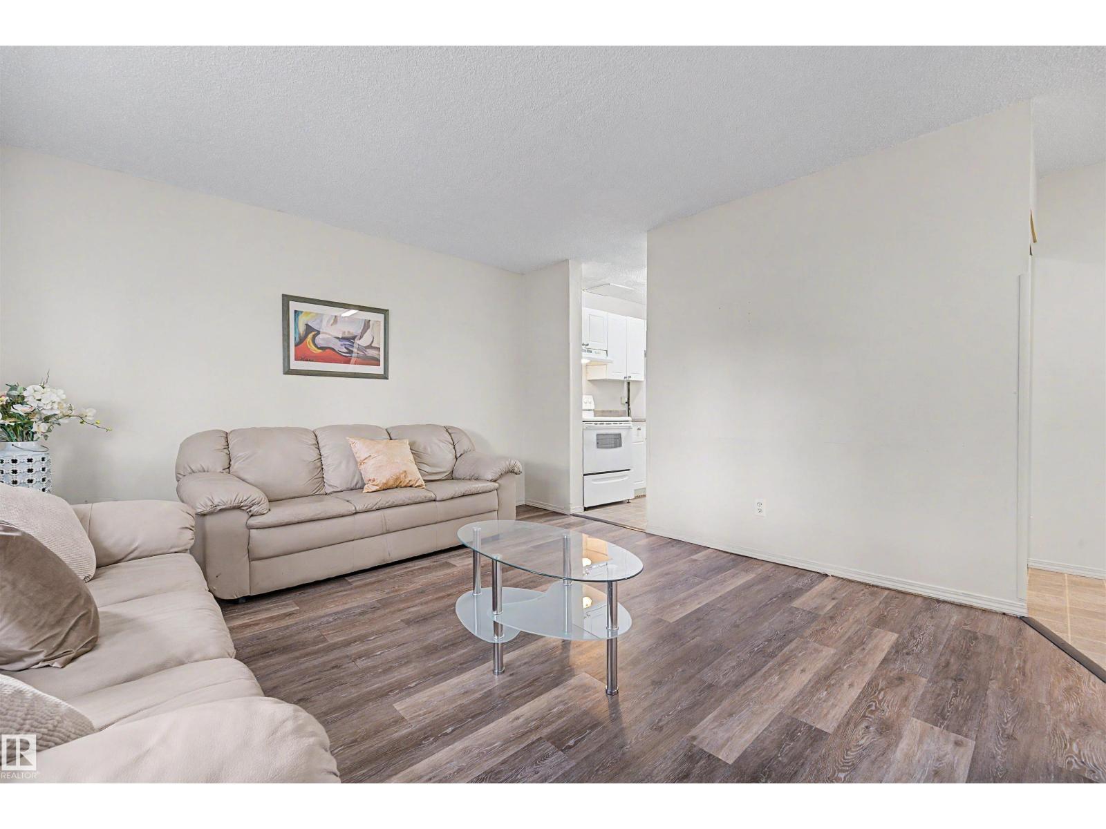#198 11421 34 ST NW