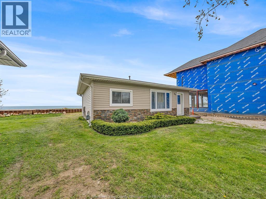 162 Robson Rd
